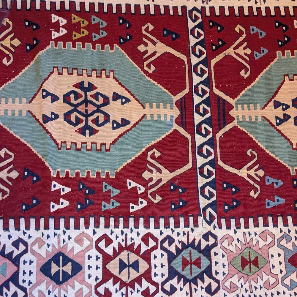 Genuine Wool Turkish Rug - Handmade - Picture 4 of 9